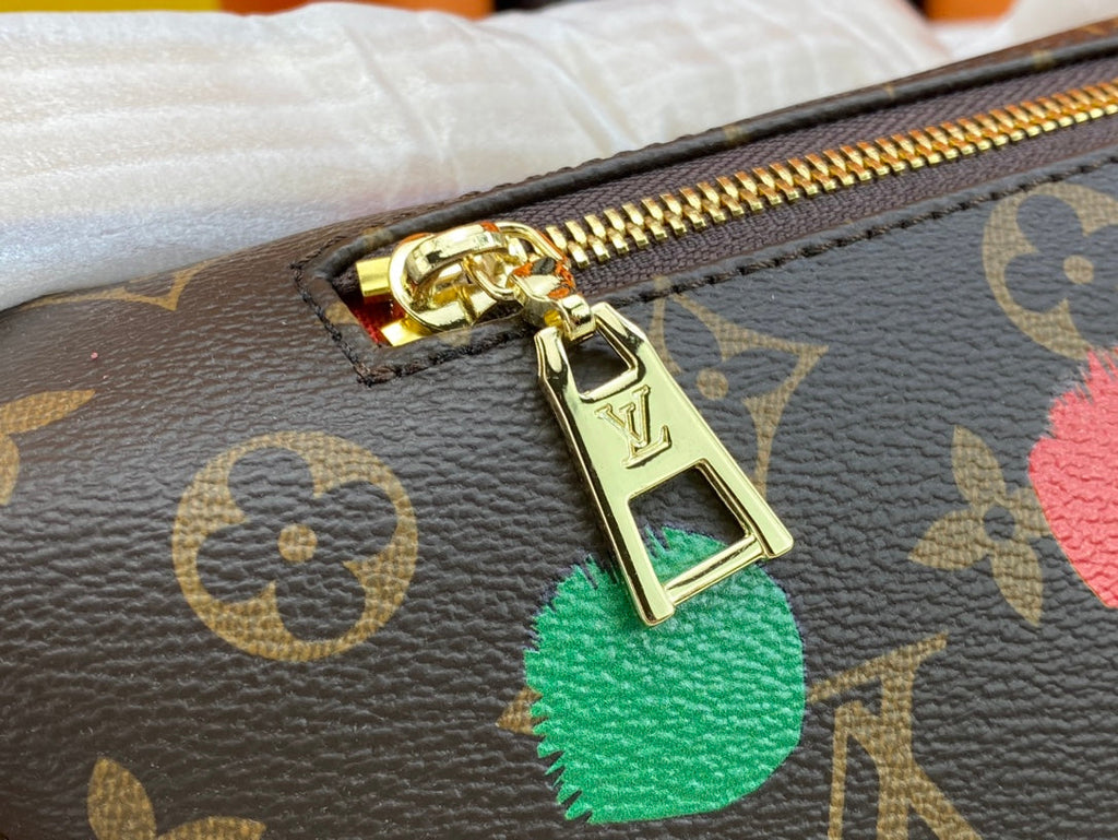 Luxury Bags Louis Vuitton  830