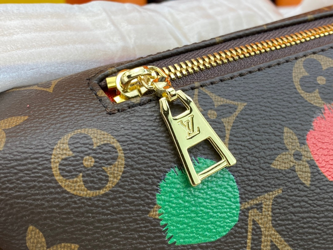 Luxury Bags Louis Vuitton  830