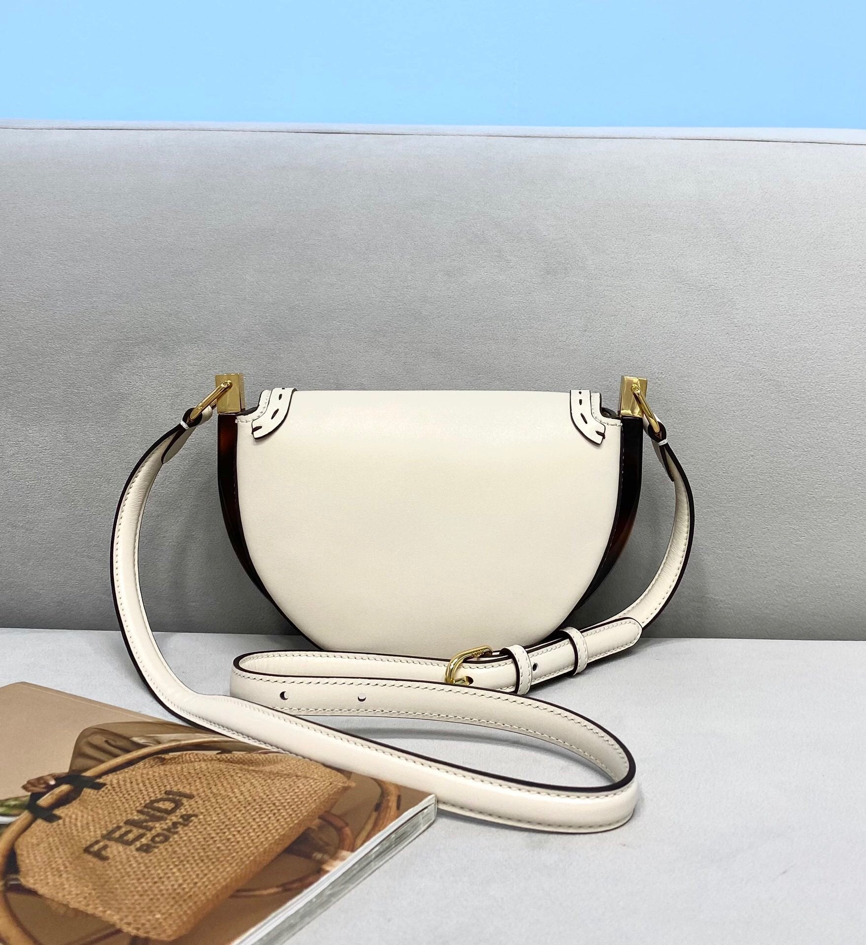 Designer Handbags Fendi 058