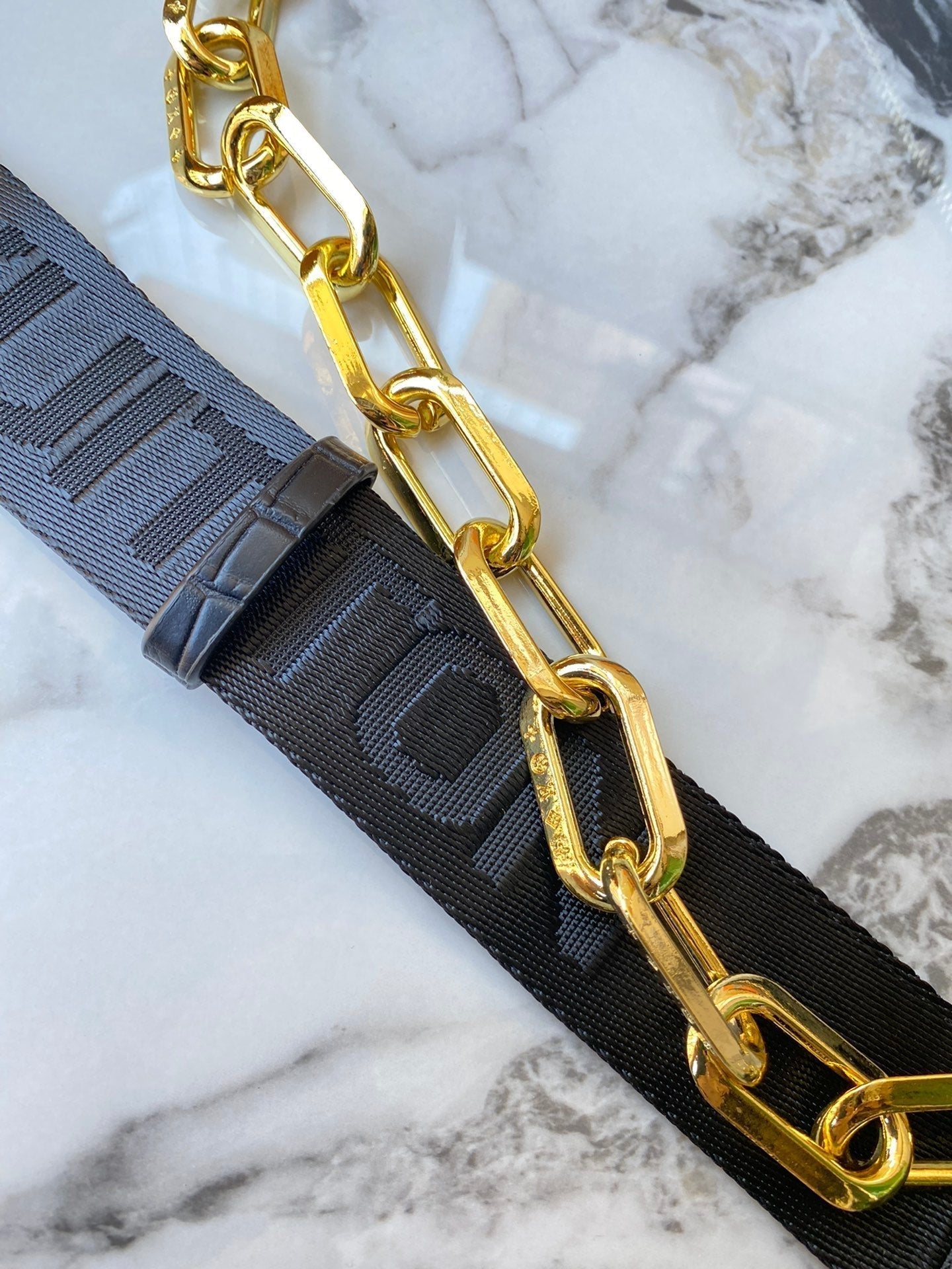 Luxury Bags Louis Vuitton  785