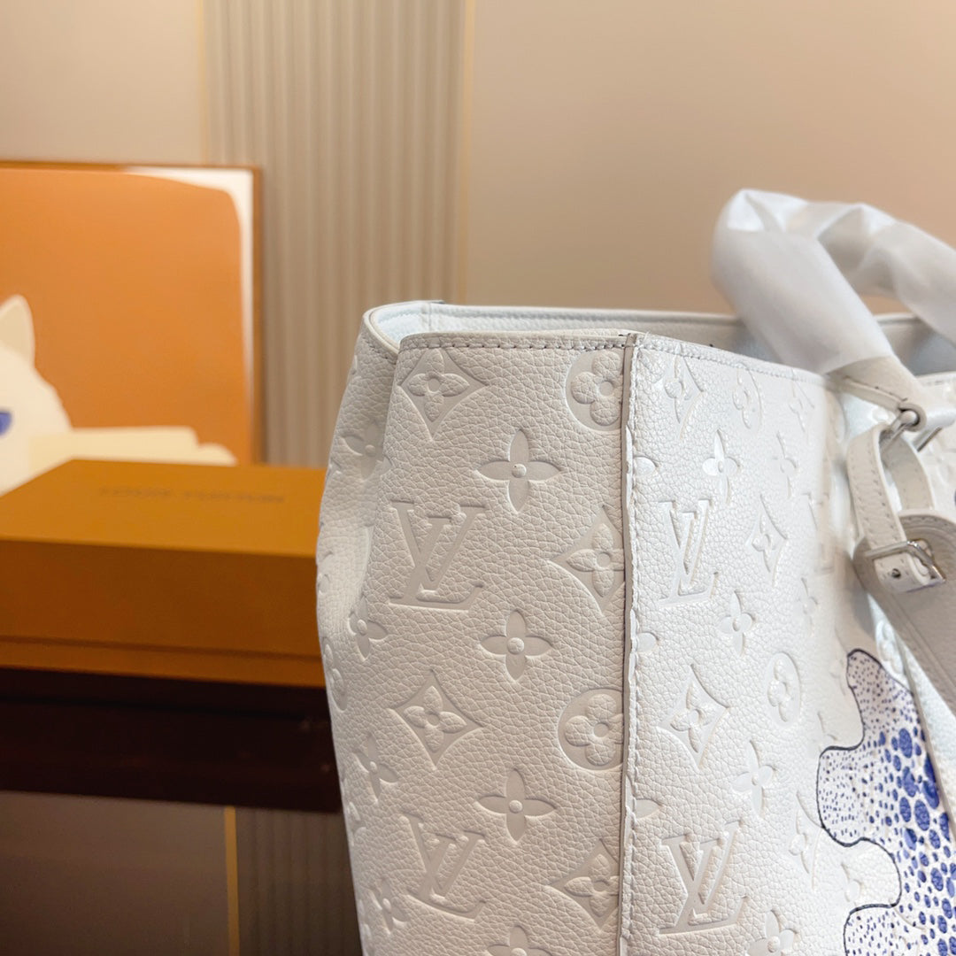 Luxury Bags Louis Vuitton  731