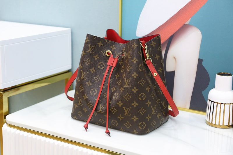 Louis Vuitton Luxury Bags 2688