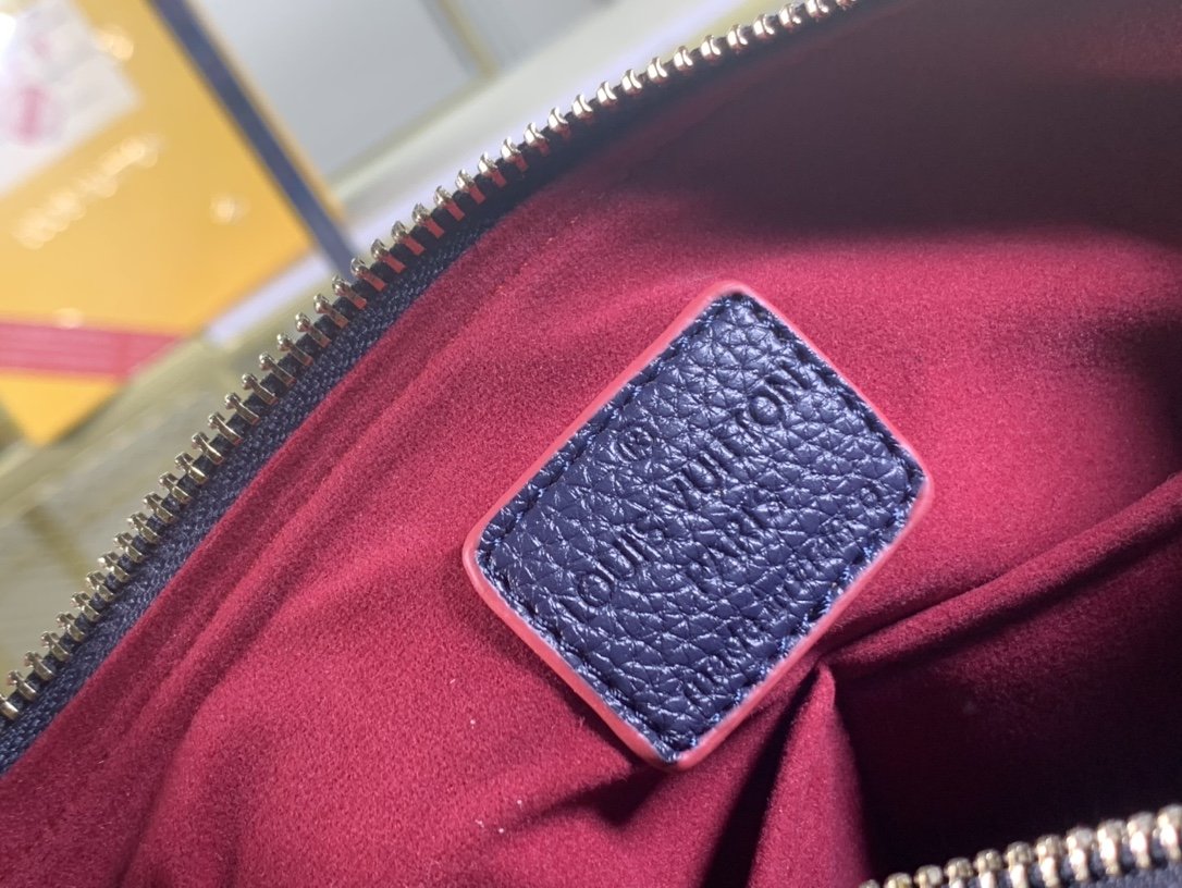 Designer Handbags louis vuitton 112