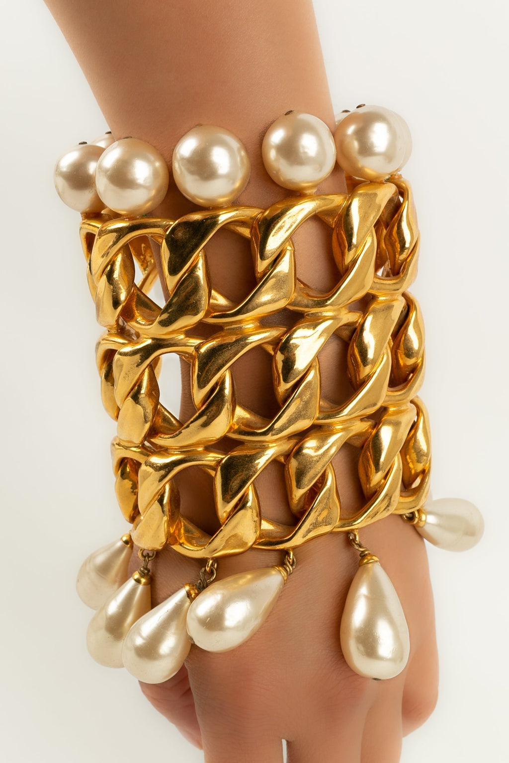 Bracelet manchette Chanel