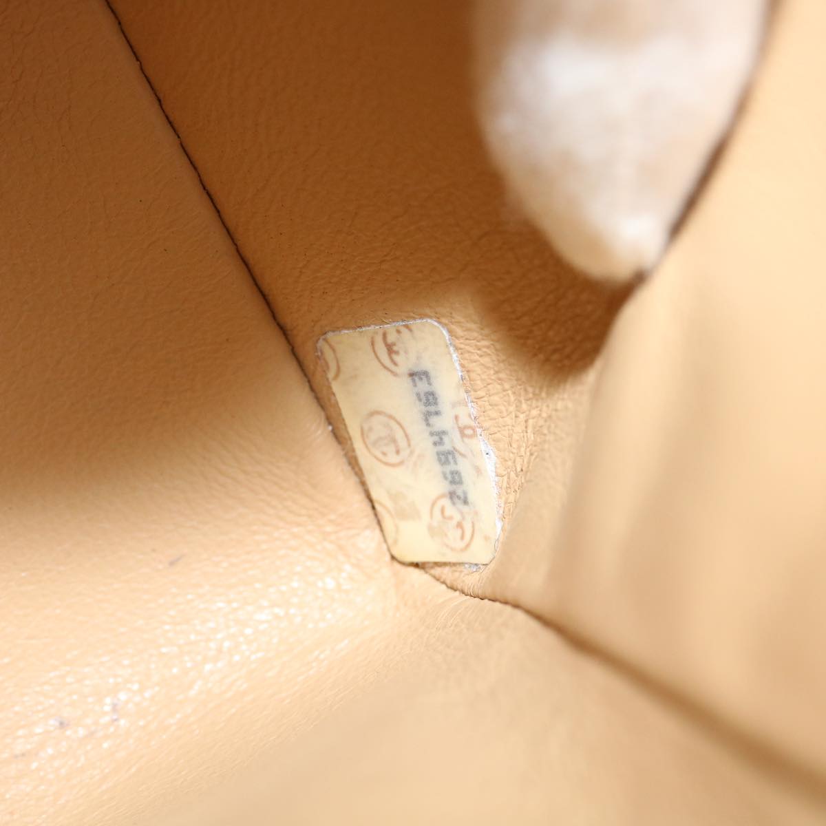 CHANEL Classic Matelasse 25 Chain Flap Shoulder Bag Lamb Skin Beige Auth 31229A