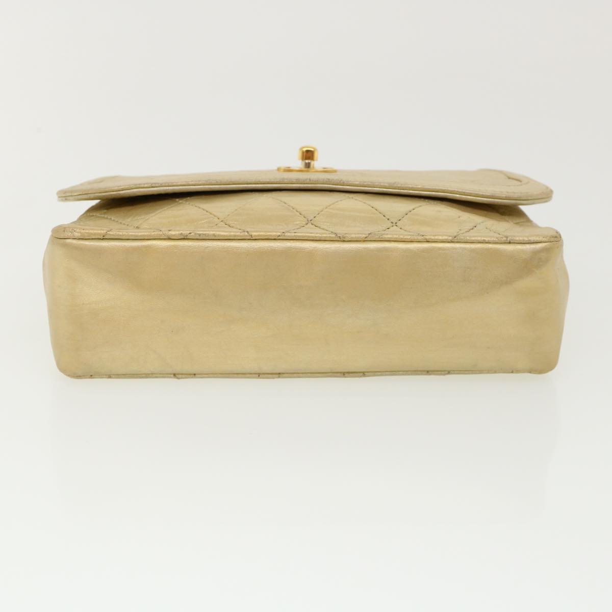 CHANEL Matelasse Turn Lock Chain Shoulder Bag Lamb Skin Gold CC  31382A