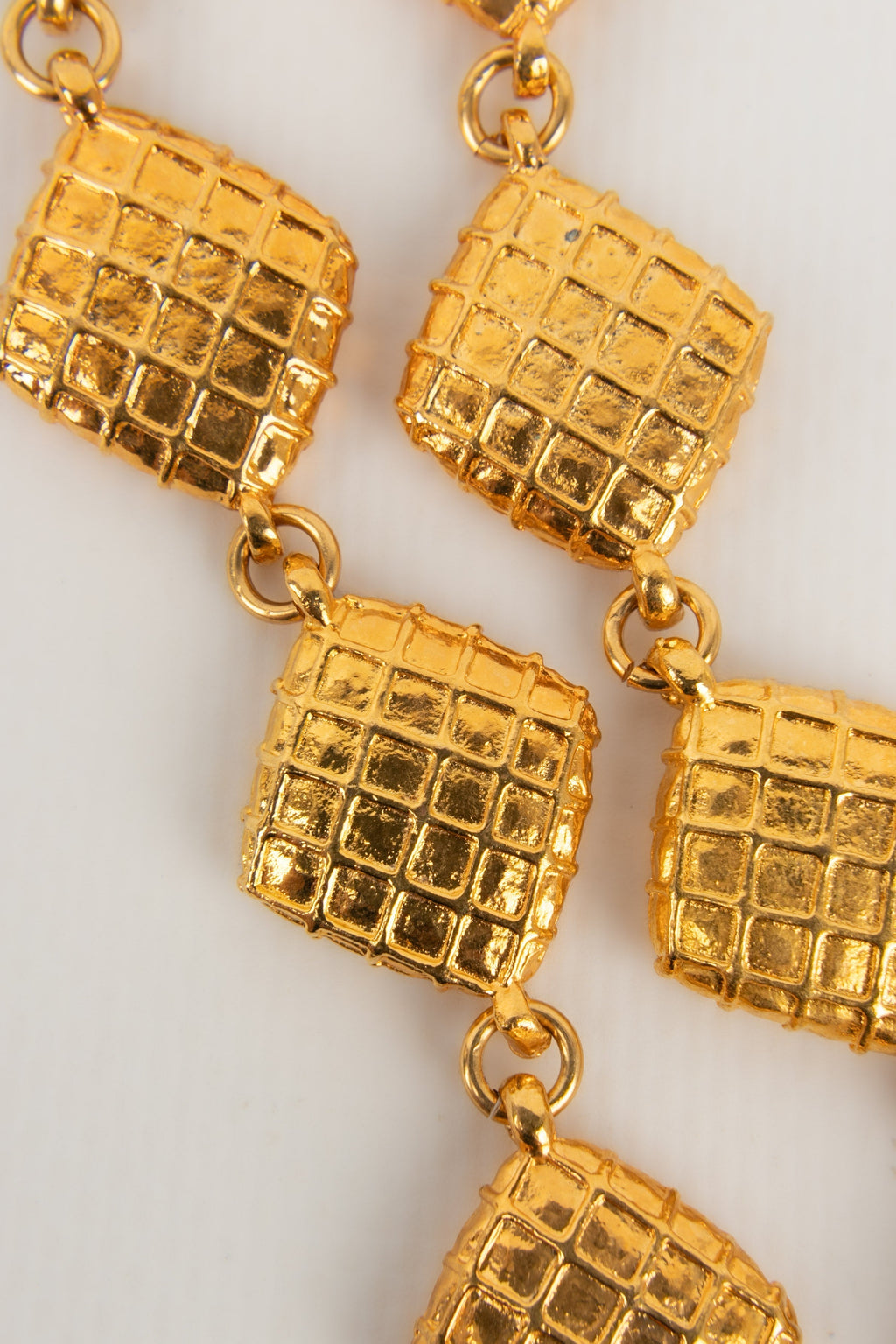 Collier matelass�� Chanel 1990s