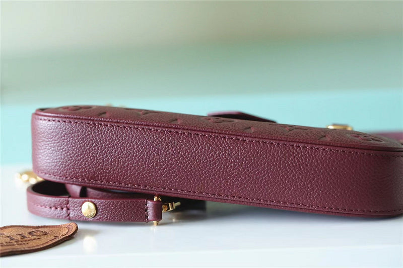 Luxury - Louis Vuitton Bags - 081