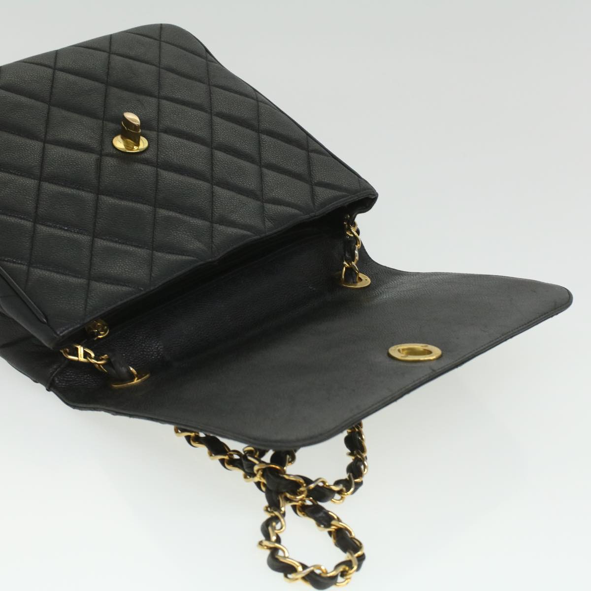 CHANEL Big Matelasse Turn Lock Shoulder Bag Caviar Skin Black CC Auth 32155A