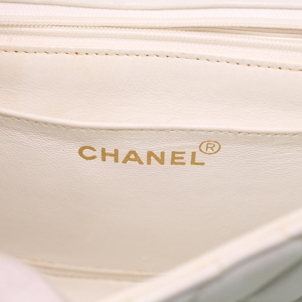 CHANEL Matelasse Turn Lock Shoulder Bag Lamb Skin Brown White CC  32160A
