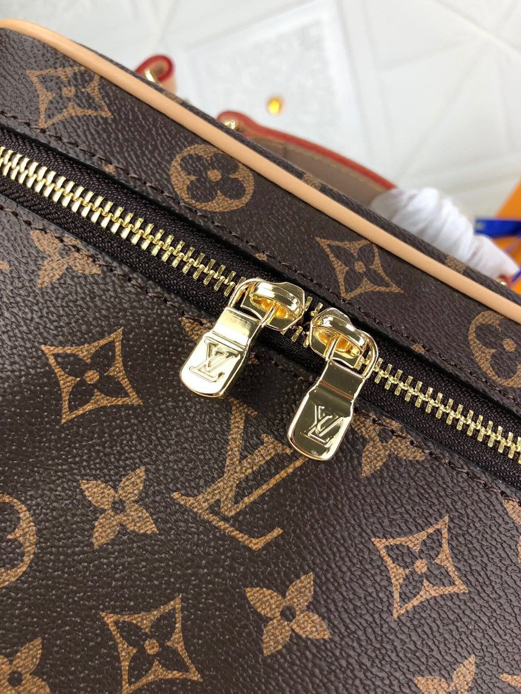 Designer Handbags Louis Vuitton 023