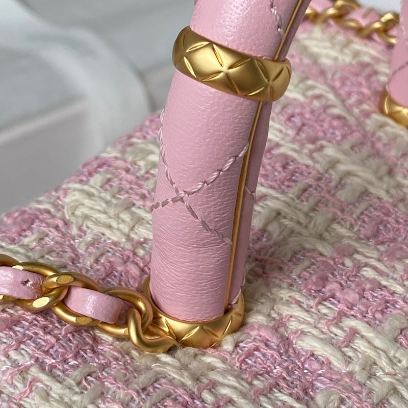 aura-bags - Chanel Bags - 7549