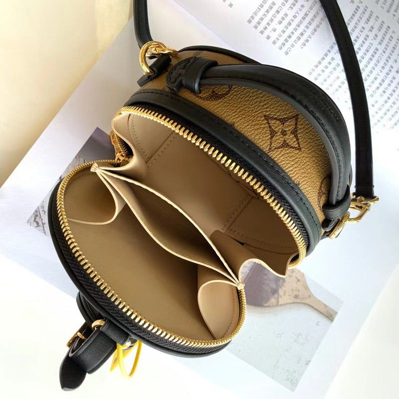 Louis Vuitton Luxury Bags 1970