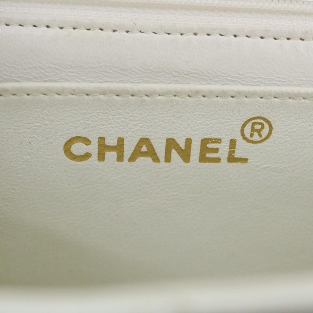 CHANEL Matelasse Pair Shoulder Bag Lamb Skin White CC  32416A