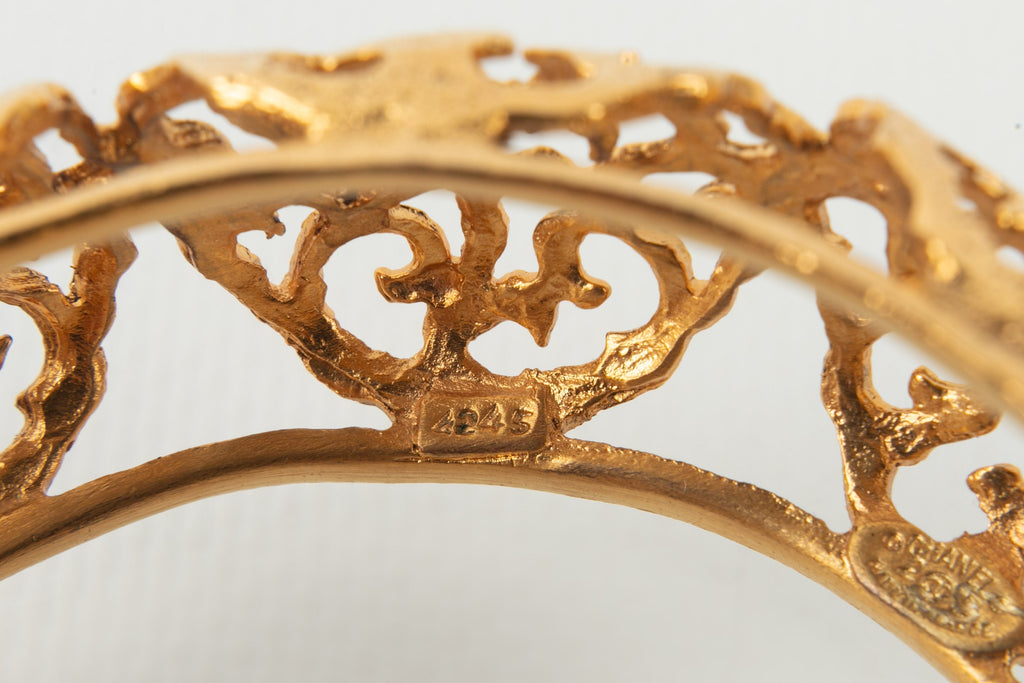 Bracelet doré Chanel