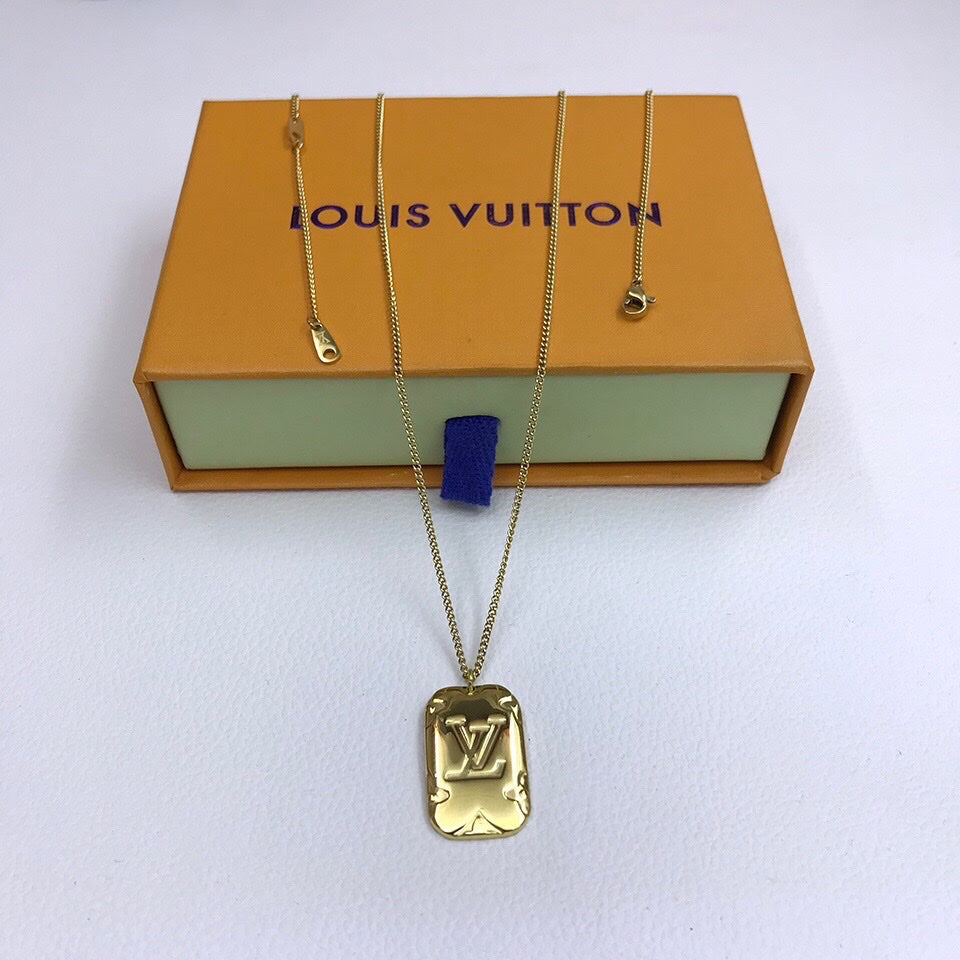 BG - Holiday Necklace louis vuitton014