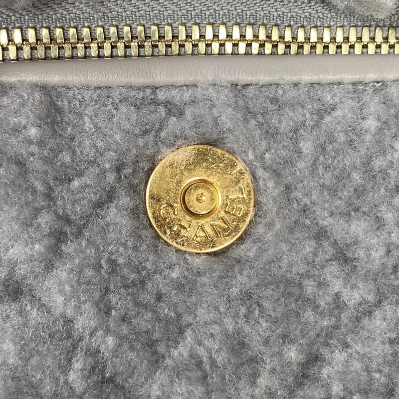 aura-bags - Chanel Bags - 7593