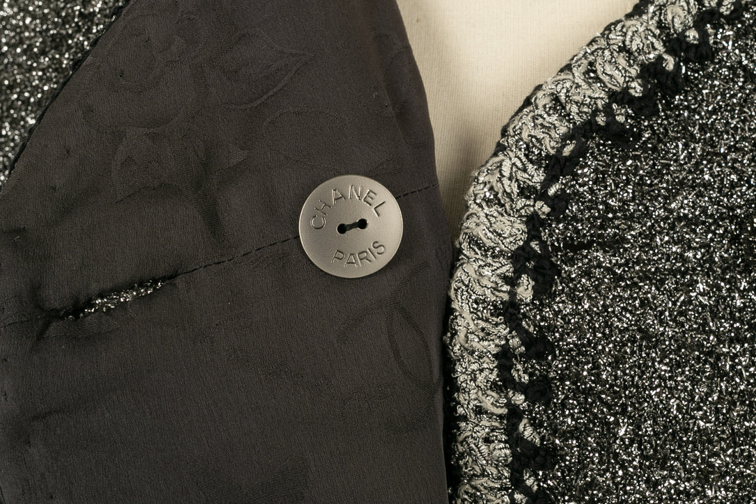 Veste argent��e Chanel