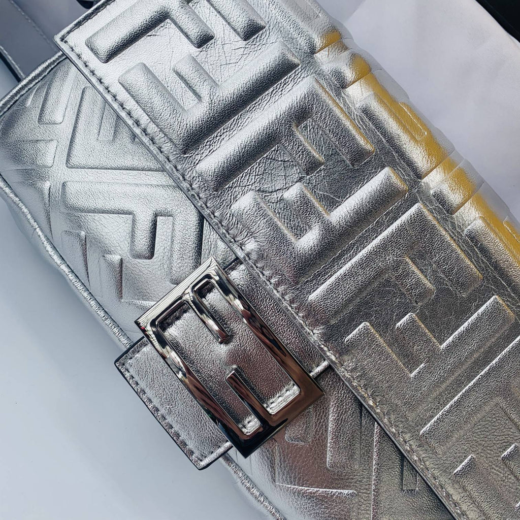 Designer Handbags Fendi 178