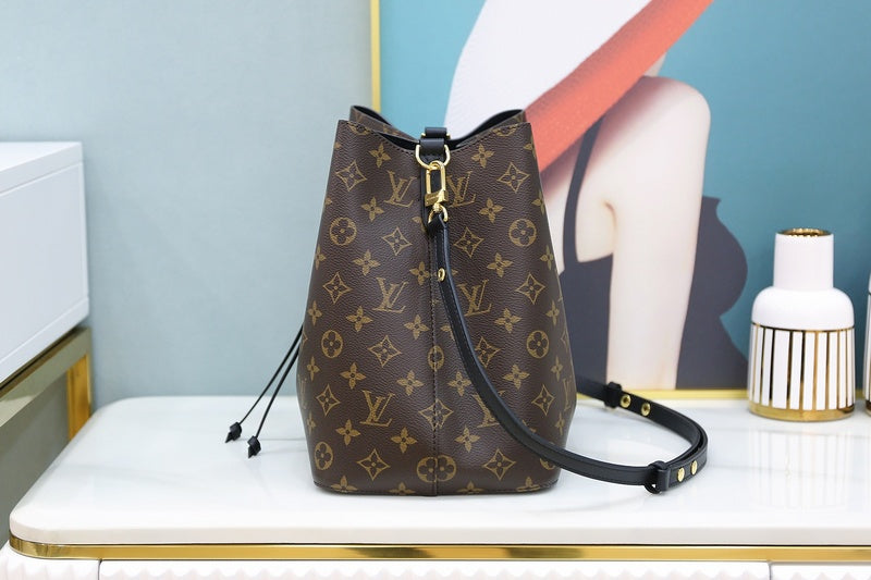 Louis Vuitton Luxury Bags 2689