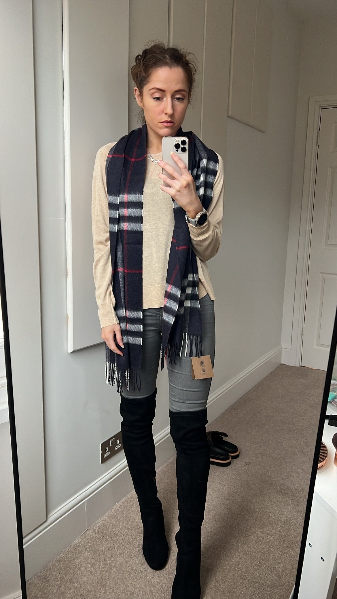 Burberry Classic Check Shale Grey Cashmere Scarf (RRP £420)