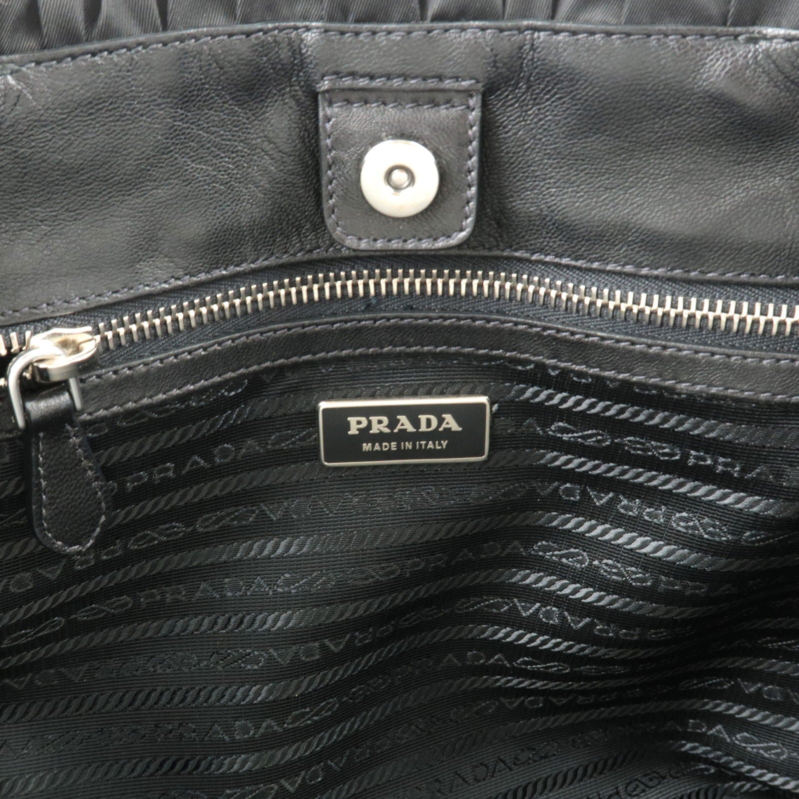 PRADA BAG