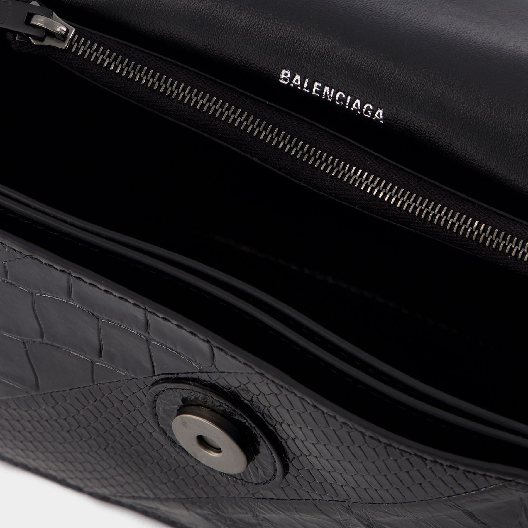 Crush Chain S Bag - Balenciaga - Leather - Black