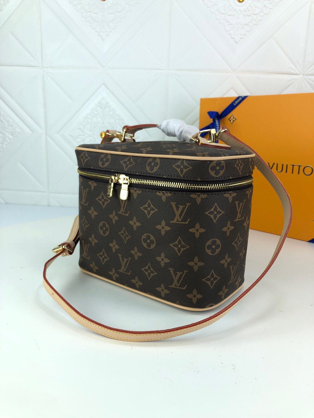 Designer Handbags louis vuitton 023