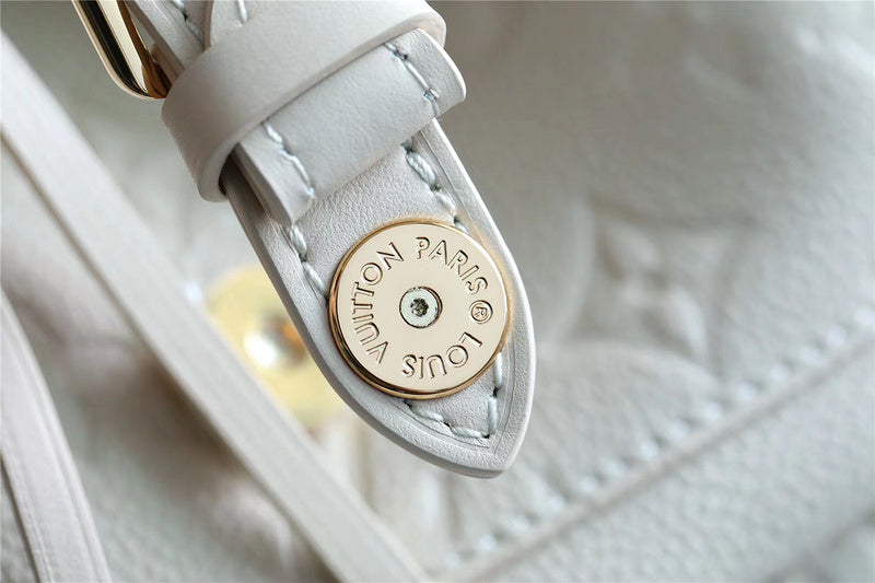 Luxury - Louis Vuitton Bags - 017