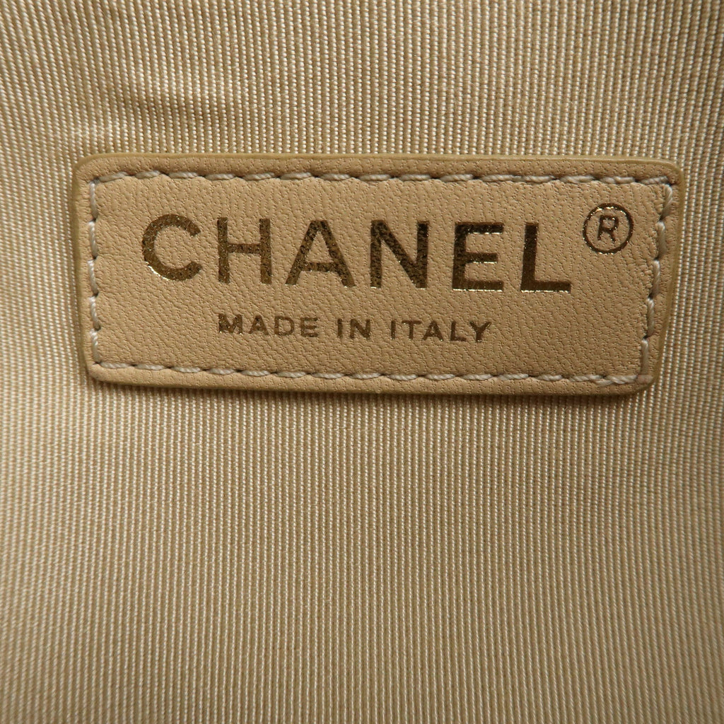CHANEL Matelasse Lamb Skin Chain Shoulder Bag Black Aura Bags Gold