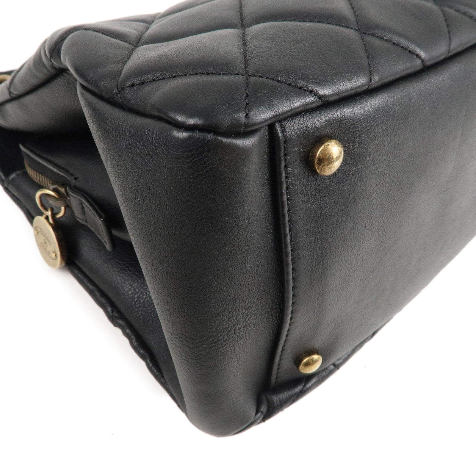 CHANEL Matelasse Lamb Skin Chain Shoulder Bag Black Vintage Gold
