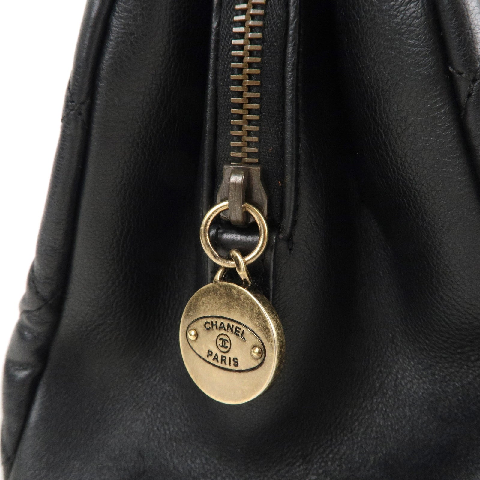 CHANEL Matelasse Lamb Skin Chain Shoulder Bag Black Vintage Gold