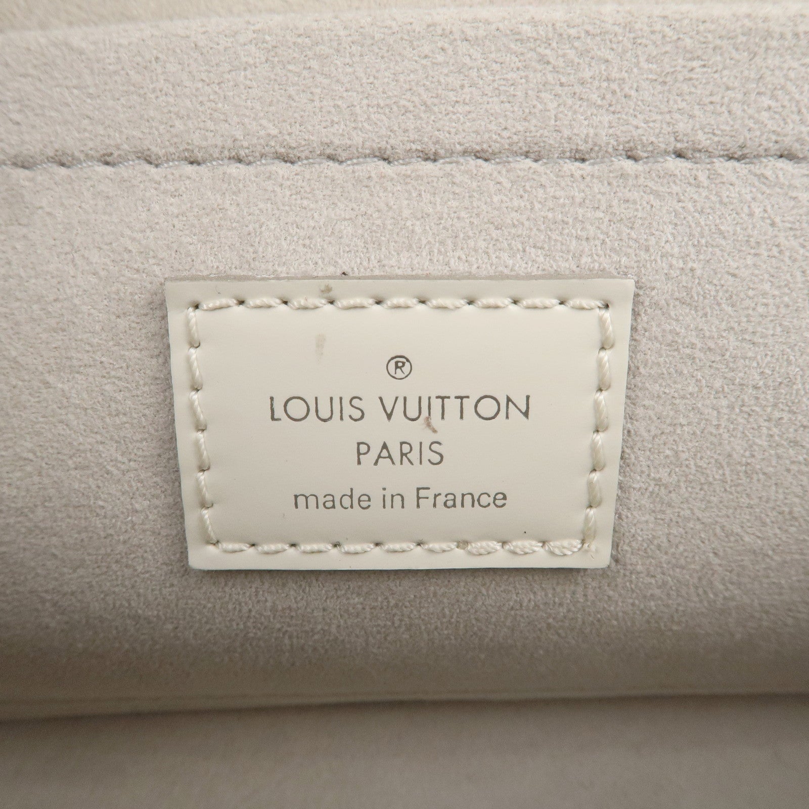 Louis Vuitton Epi Pochette Montaigne Shoulder Bag Ivoire M5929J