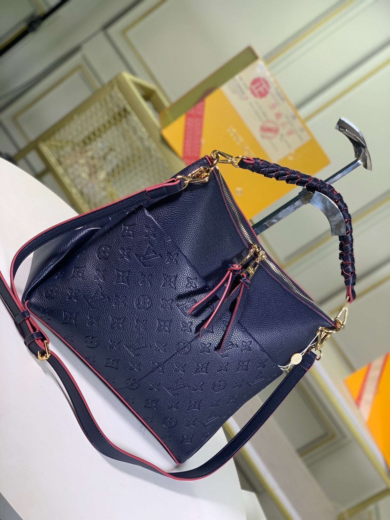 Designer Handbags louis vuitton 112
