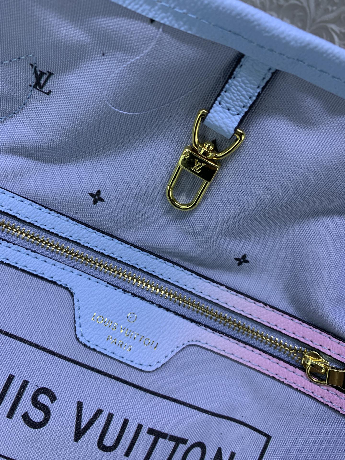 New Bag Louis Vuitton  651