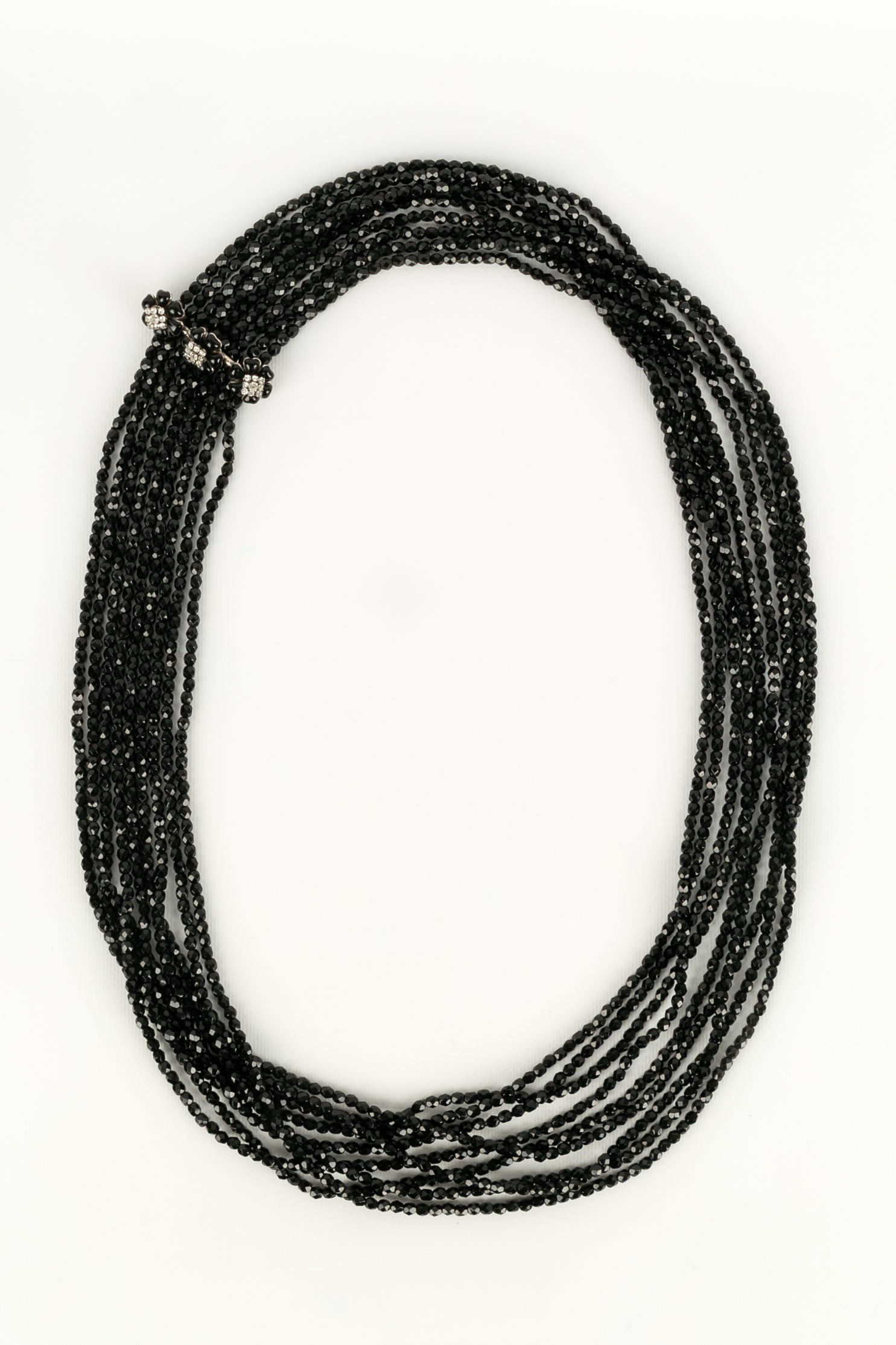 Collier cam��lias Chanel