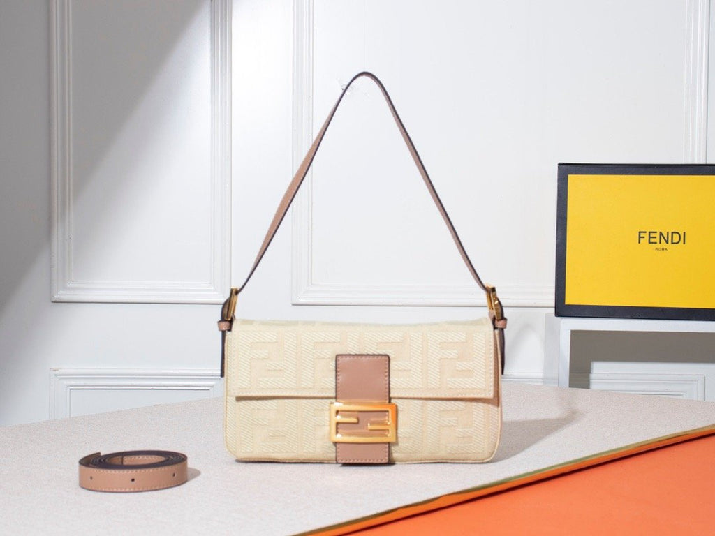 Designer Handbags Fendi 080
