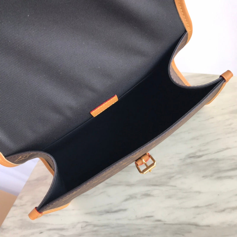 Louis Vuitton Luxury Bags 2612
