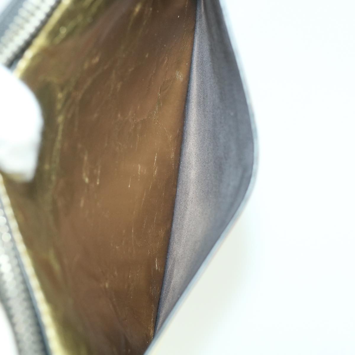 CHANEL Clutch Bag Metallic Leather Gold A82164 CC Auth 38172