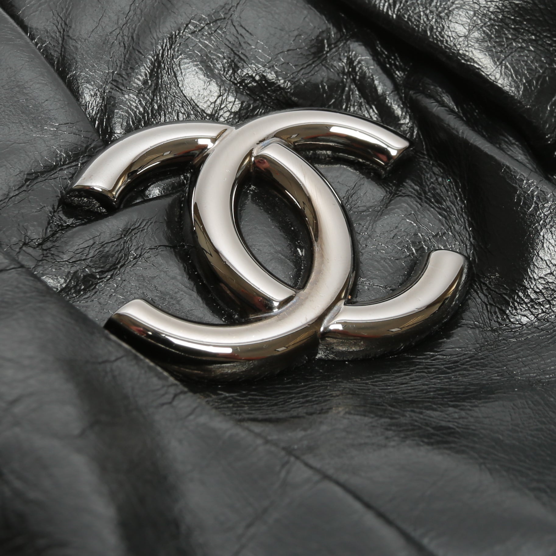 CHANEL Twisted Tote Glazed Calfskin Black