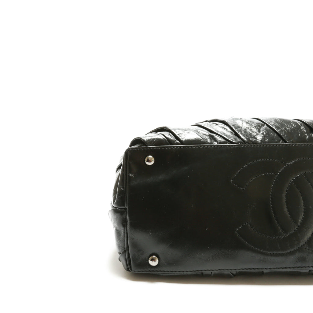 CHANEL Twisted Tote Glazed Calfskin Black