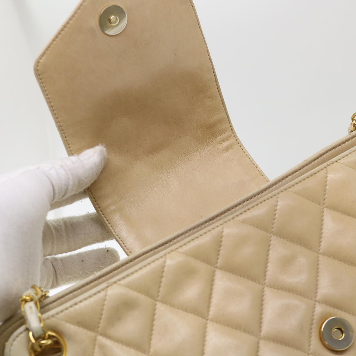 CHANEL Chain Shoulder Bag Lamb Skin Beige CC  38451