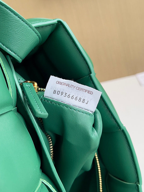Aura Bags - BV Bags - 409