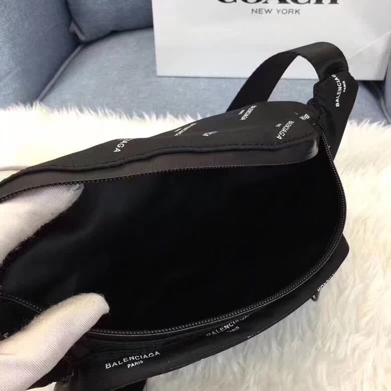 Balenciaga Bags - Aura Bags - 985