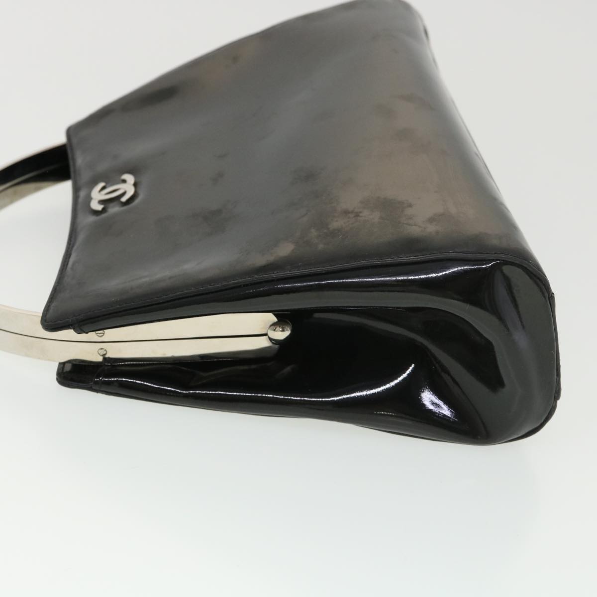 CHANEL Hand Bag Enamel Black CC  39199