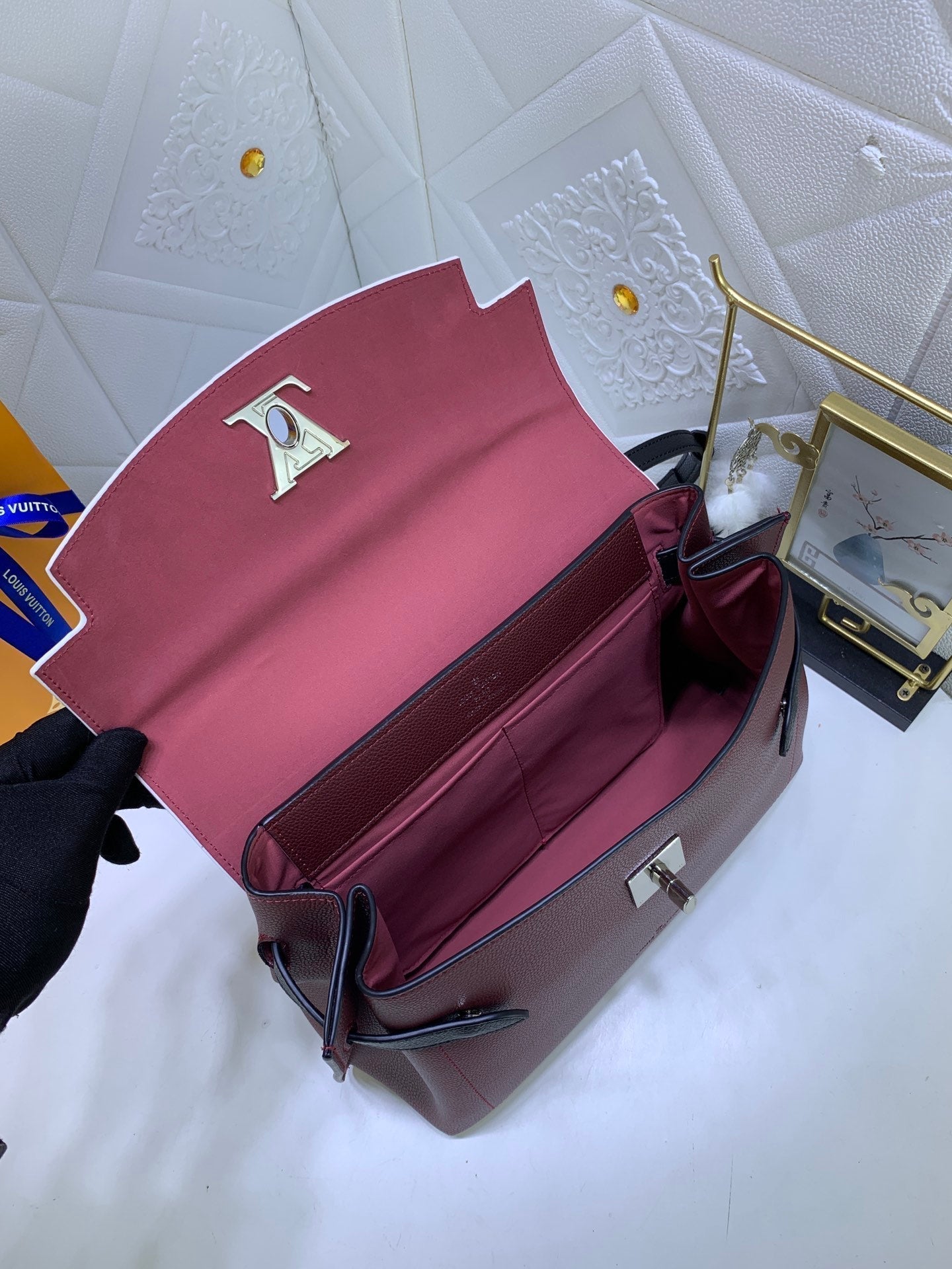 Luxury Bags Louis Vuitton  747