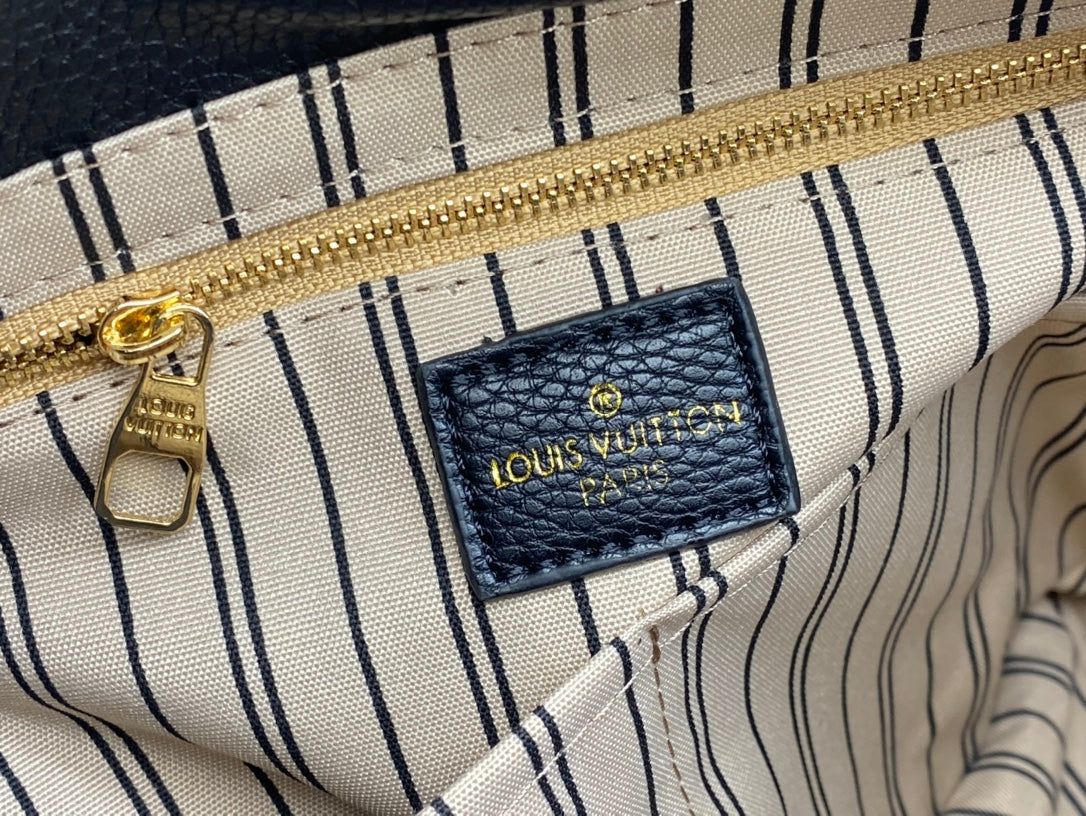 Luxury Bags Louis Vuitton  771