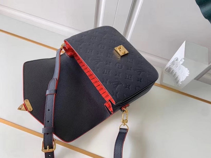 Louis Vuitton Luxury Bags 2630