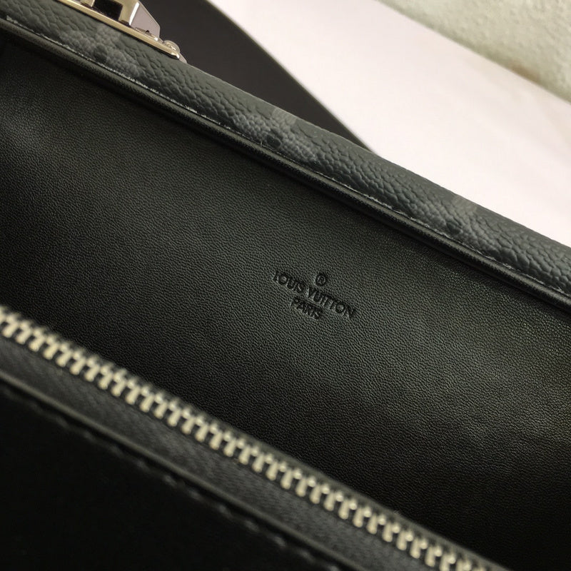 Louis Vuitton Luxury Bags 2077