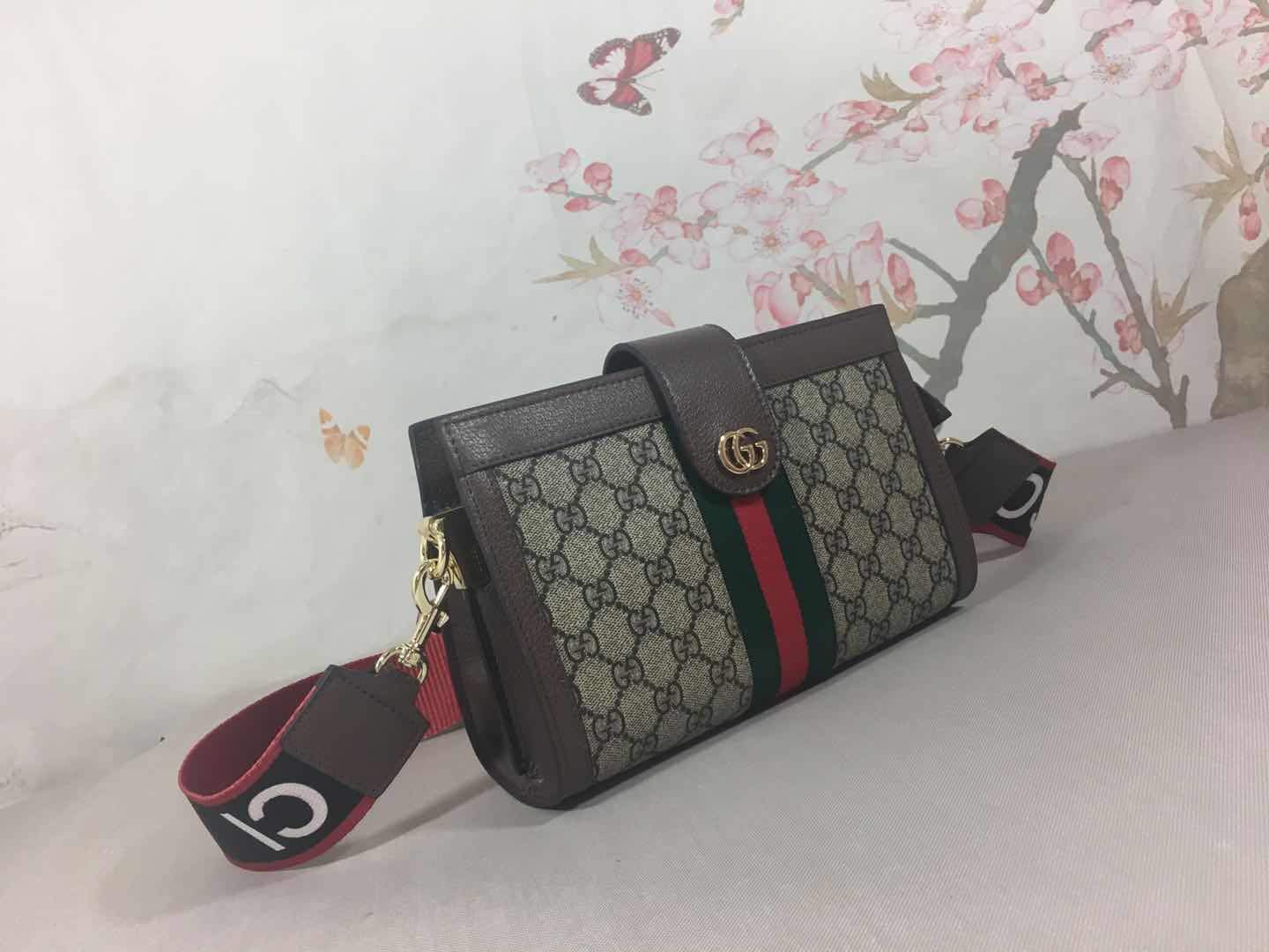 Designer Handbags Gucci 076